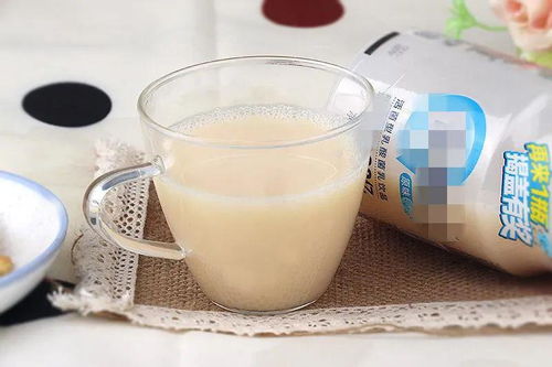 一字之差引風(fēng)波 丈夫漏看'無酒精'，一場(chǎng)由飲料引發(fā)的家庭小插曲